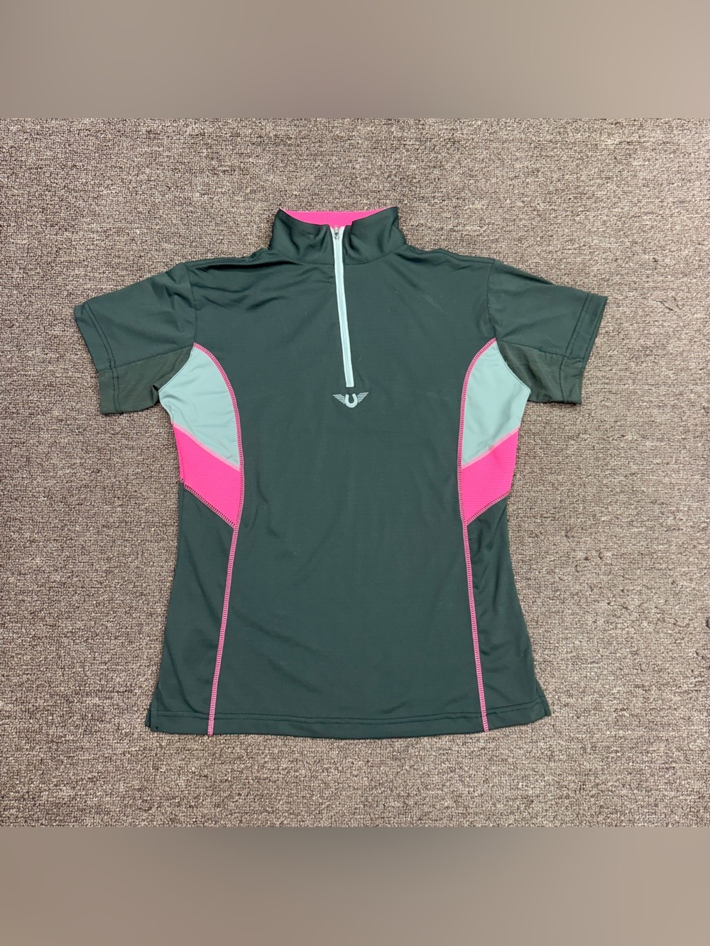 Women’s Medium Grey Tuffrider Short Sleeve Horseback Riding Sunshirt